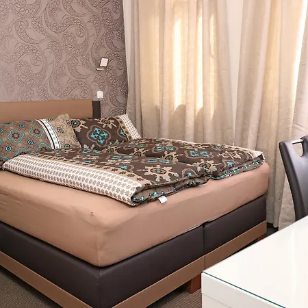 Guest house Swarg Ferienwohnungen 2*